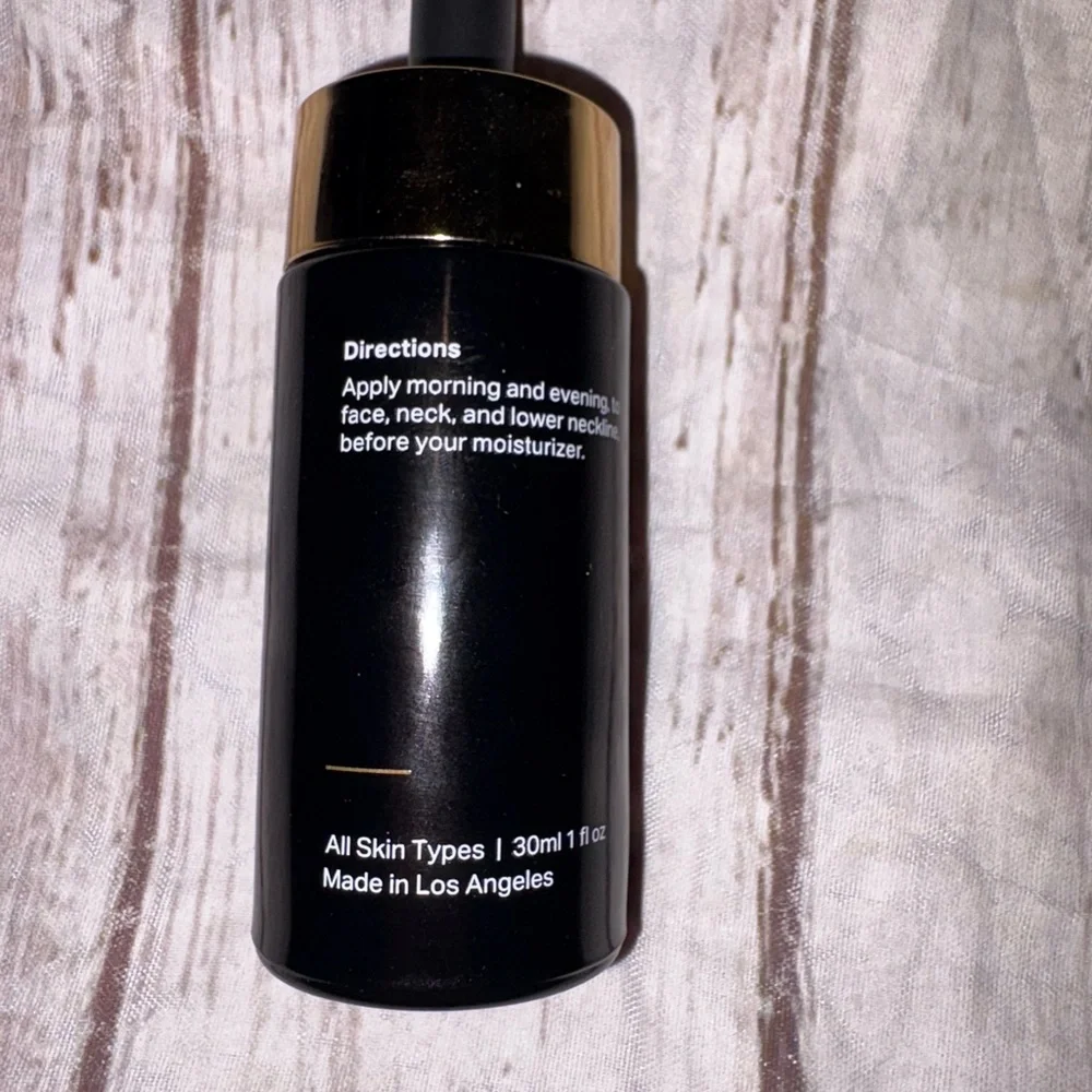 American Vanity face serum new! 1 oz